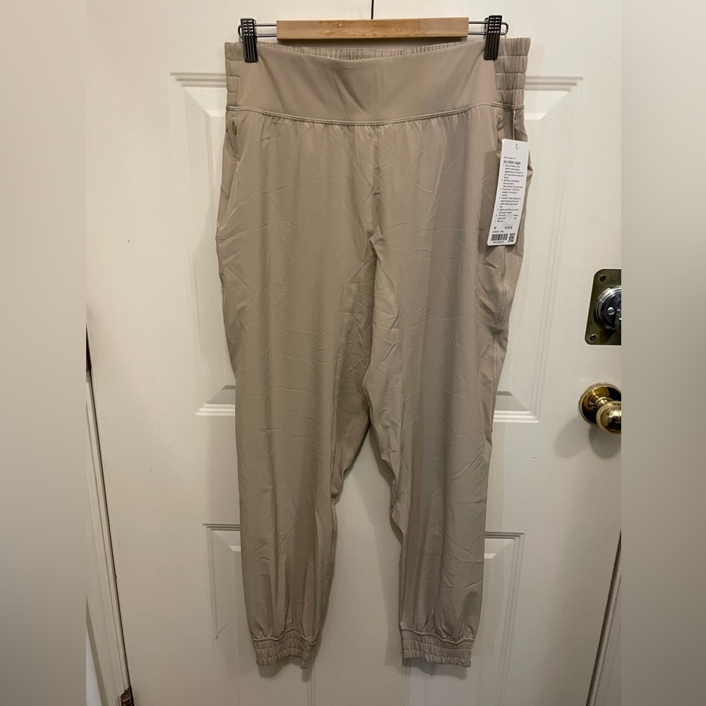 Lululemon Sun Setter joggers